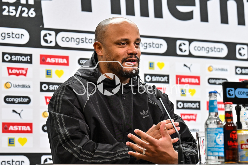 FC St. Pauli - FC Bayern München | sT. PAULI, DEUTSCHLAND - 11. APRIL: im Bild Vincent KOMPANY Trainer FC Bayern München auf der Pressekonferenz / Einzelfoto / Freisteller nach dem Bundesligamatch zwischen dem FC St. Pauli und dem FC Bayern München am 29. Spieltag im Millerntor Stadion / DFL REGULATIONS PROHIBIT ANY USE OF PHOTOGRAPHS AS IMAGE SEQUENCES AND/OR QUASI-VIDEO