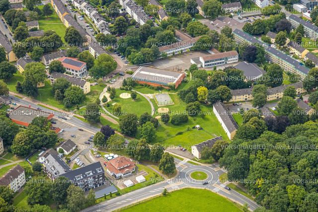 Soest240712566 | Luftbild, Astrid-Lindgren-Schule mit Park, Kaiser-Otto-Weg, Wohngebiet, Soest, Soester Börde, Nordrhein-Westfalen, Deutschland
