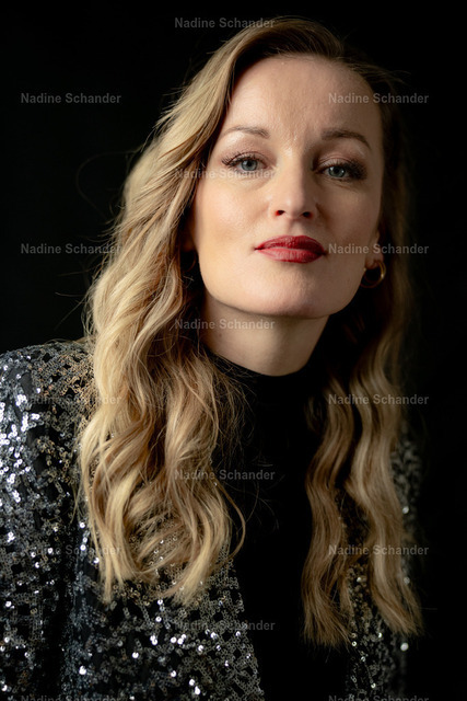 SCH08117 | Nadine Schander – Selbstständige Fotografin & professionelle Visagistin Raum Hohenlohe, Öhringen/ Bretzfeld und Neuenstadt ... Spezialisiert auf individuelle Make-up-Looks und hochwertige Fotografie. Business,- Portrait,- Beautyfotografie..