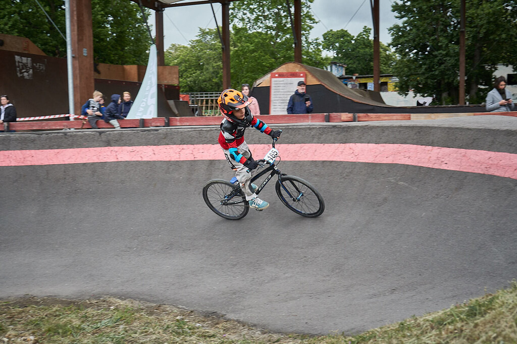 2505Mo.5-51 PM 8 | German Pumptrack Series - Realisiert mit Pictrs.com