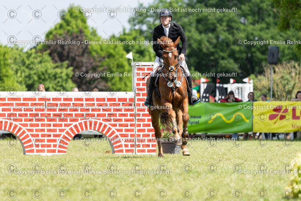 CL5A8651 | Emilia Reinking Fotografie - Realisiert mit Pictrs.com