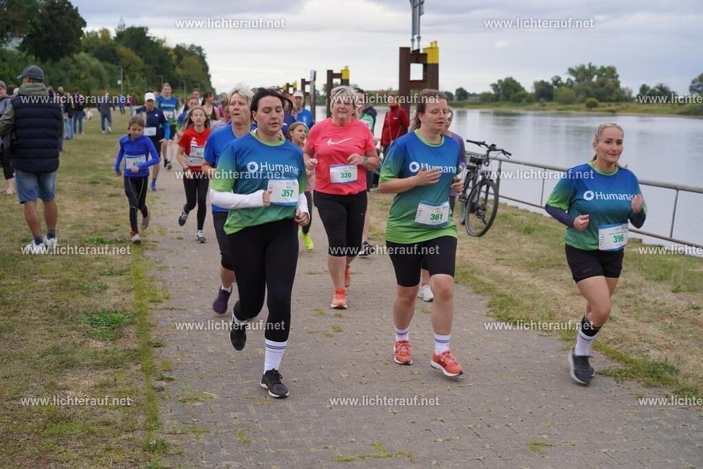 DSC05256 | Lichterlauf  - Realisiert mit Pictrs.com