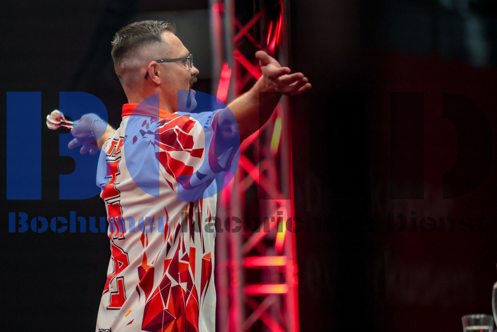 PDC European Darts Open 2024 | {headline}(Foto: Sebastian Sendlak / BOND) - Realisiert mit Pictrs.com