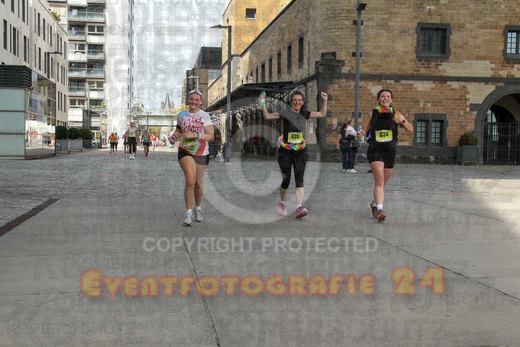 250920_1339_EV4_6375 | Sportfotografie im Rhein-Sieg Kreis, Köln, Bonn, NRW, Rheinland Pfalz, Hessen, etc. Unser Tätigkeitsfeld umfasst den Laufsport vom Volkslauf über den Marathon, Duathlon, Triathon bis zum Ultralauf wie Kölnpfad Ultra oder Schindertrail.