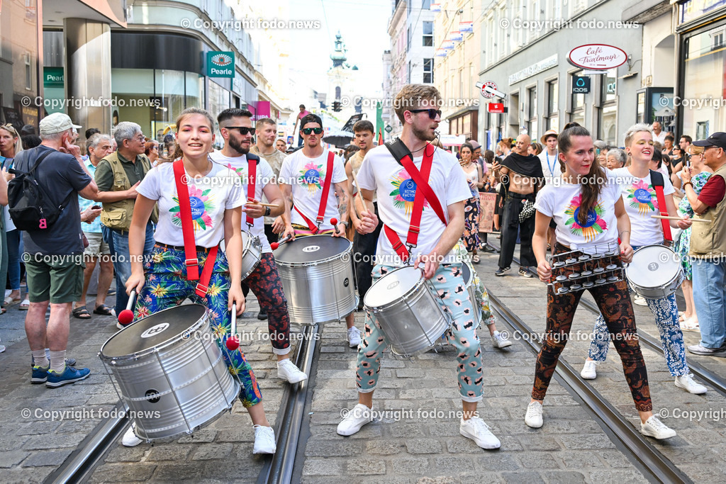 Pflasterspektakel_ 36. Linzer Pflasterspektakel 2024_ 18.07.2024-57 | 18.07.2023, Linz, AUT, 36. Linzer Pflasterspektakel 2024, im Bild diverse Kuenstler