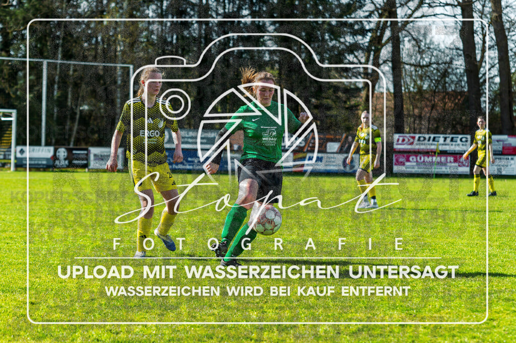SGFTUS-1049 | Nadine Fellenberg (TuS Eversen-Sulze #20) beim Damen Kreisliga HK/CE Spiel zwischen SG Fulde und TuS Eversen-Sulze im Fulder Zentralstadion, Fulde (Simon Paul Stopat) - Realisiert mit Pictrs.com