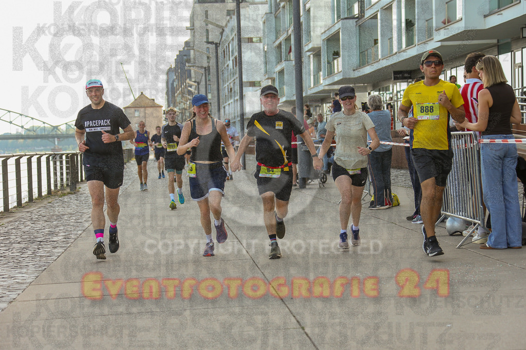 250920_1450_EX1_7836 | Sportfotografie im Rhein-Sieg Kreis, Köln, Bonn, NRW, Rheinland Pfalz, Hessen, etc. Unser Tätigkeitsfeld umfasst den Laufsport vom Volkslauf über den Marathon, Duathlon, Triathon bis zum Ultralauf wie Kölnpfad Ultra oder Schindertrail.