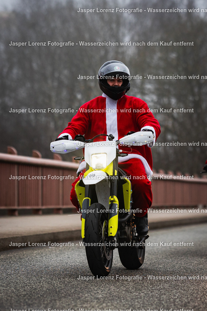 X-Mas Ride I Kiel I 2025 | Jasper Lorenz Fotografie - Realisiert mit Pictrs.com