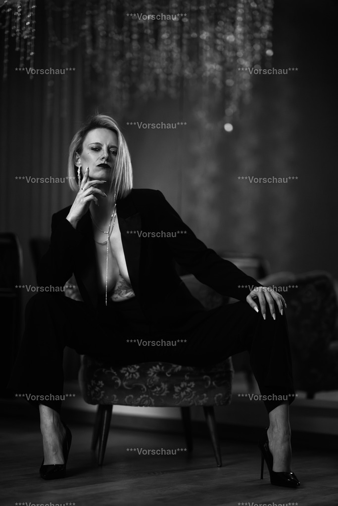 _JME9844_SW | karlins - Realisiert mit Pictrs.com