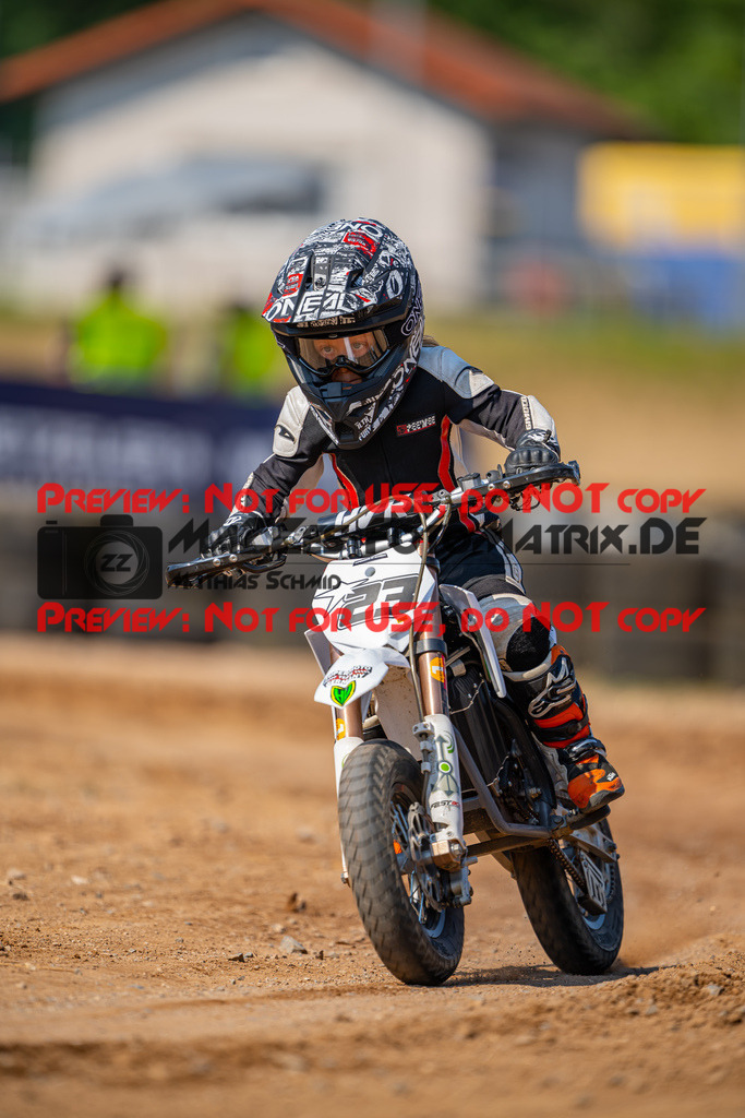 MaZZes-Fotomatrix-20260815-605374 | ROOKIES