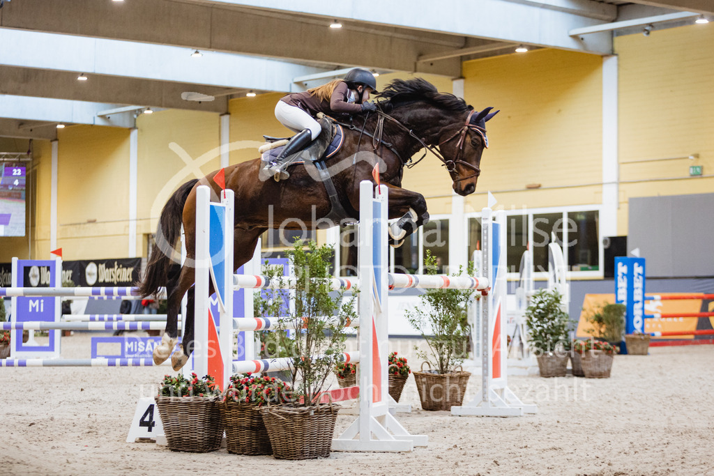 221112_Warstein_L-Spr-221 | Deine schönsten Turniermomente als professionelle Fotos! Entdecke hochwertige Pferdesport-Fotografie im Online-Shop. Jetzt Fotos finden & bestellen!