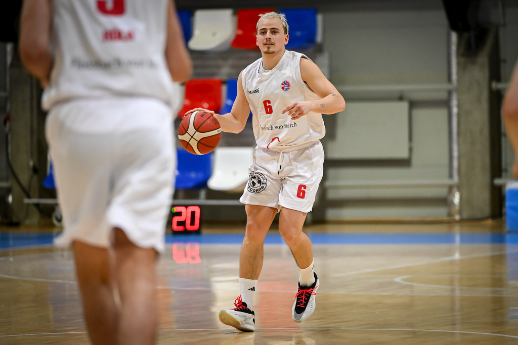 gml_039 | Fotos von Basketballspielen aus dem Raum NRW fotografiert von Gero Mueller-Laschet und Daniel Schaefer - Realisiert mit Pictrs.com