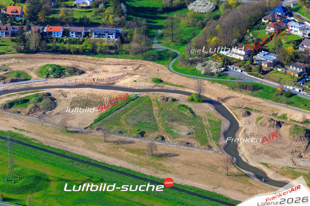 Die Luftaufnahme der Stadt Kulmbach wurde vom UL-Flugzeug heraus erstellt ( keine Drohne )- hohe Auflösung für beste Qualität