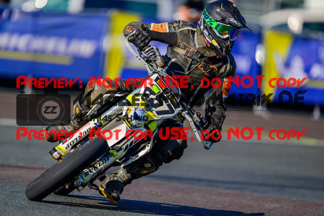 MaZZes_FotoMatrix_240622_6007705_2-239 | UE40