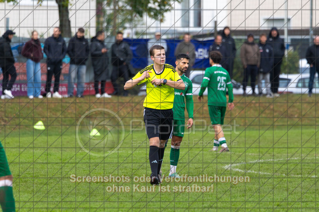 20261011_164007_0494_(c)_by_PhotoPeet | #,KSG Eislingen (grün) vs. 1.FC Donzdorf (rot), Fußball, Bezirksliga - Bezirk Neckar/Fils, 07. Spieltag, Saison 2026/2027, Rasensportplatz, Albstraße 69, 73054 Eislingen, 11.10.2026 - 15:00 Uhr,Foto: PhotoPeet / Sport- &amp; Eventfotografie / Peter Harich