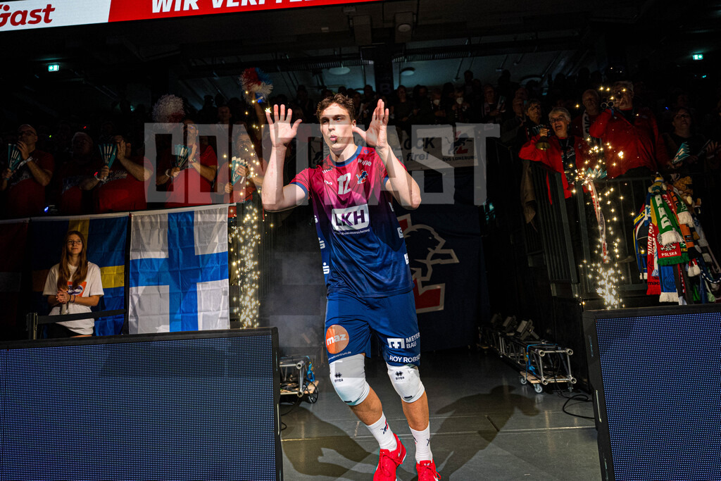 Volleyball I Herren I Saison 2025/2026 I Bundesliga I 5. Spieltag I SVG Lüneburg - VfB Friedrichshafen | CONTRAST ZERØ MEDIA - Realisiert mit Pictrs.com