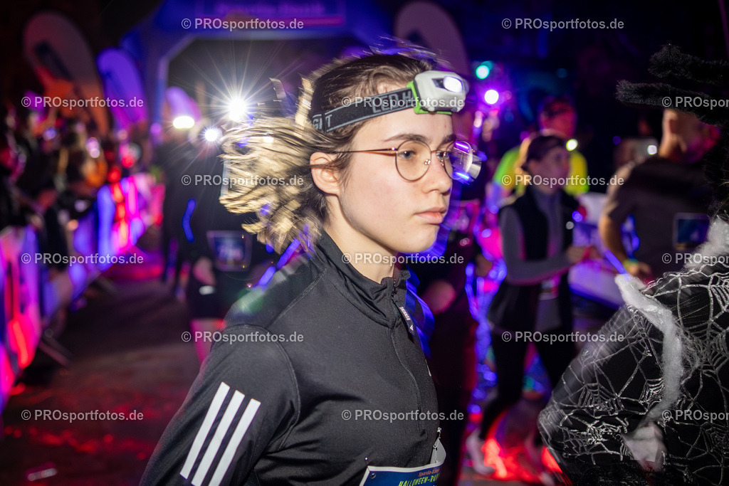 Halloween Run 2025 in Koeln, 31.10.2025 | Impressionen vom Halloween Run 2025 am 31.10.2025 in Koeln (Forstbotanischer Garten Rodenkirchen). Foto: Axel Kohring/Beautiful Sports