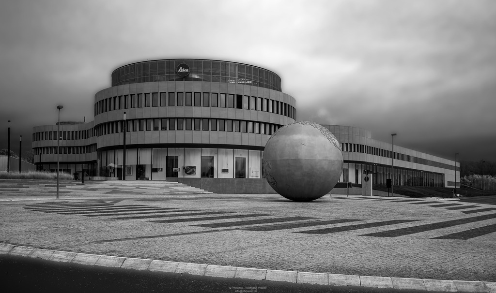 2024-11 Leica Wetzlar-1 | G-VBJNHHY5Q4 #phowoto #wolfgang #weber #Hamburg #germany #photography #sell #picturestobuy #buy #pictures #sell #sport #travel #architecture #city #street #makro  - Realisiert mit Pictrs.com