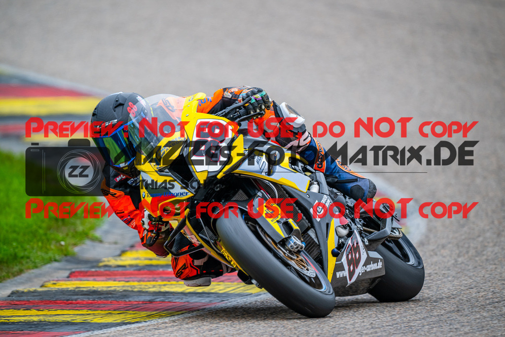MaZZes_FotoMatrix_240503_6007705_6626 | STK1000