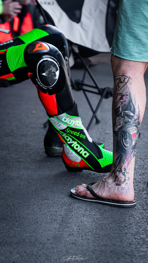 Ducati Trackday Hockenheimring 2026 | Entdecken Sie die faszinierende Welt von Alexander Tschuncky Arts: Kreative Fotografie, atemberaubende Automobilkunst und hochwertiger Bilderdruck. Lassen Sie sich inspirieren! - Realisiert mit Pictrs.com