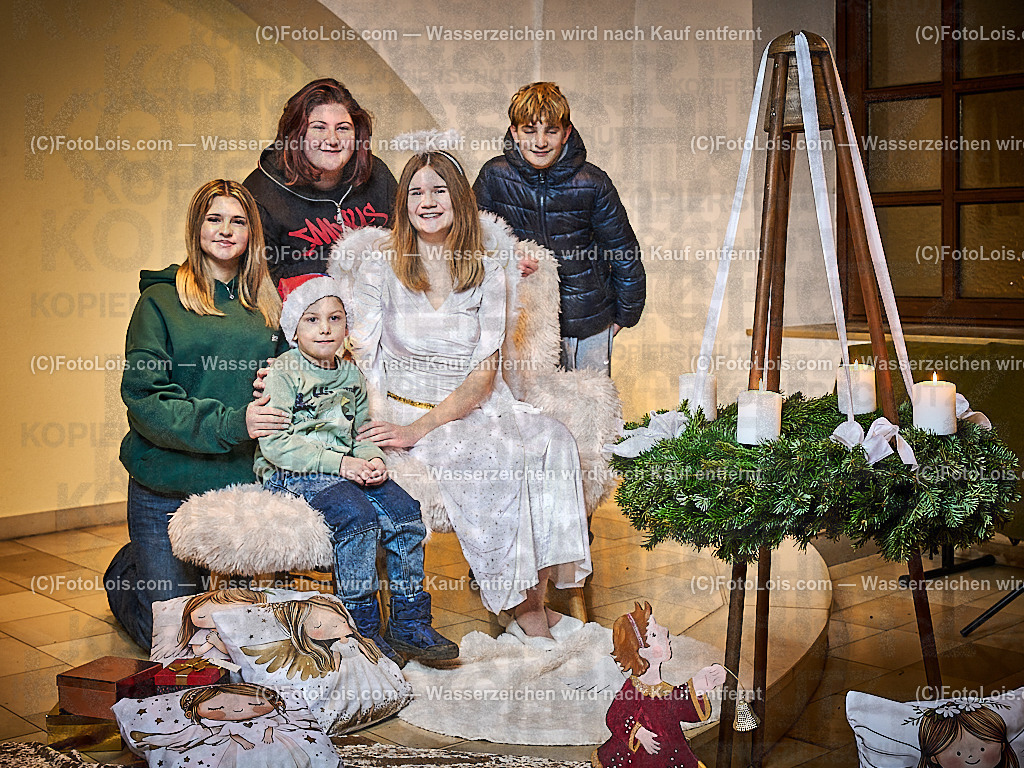 7867_Christkind_Sternenhaus | Hochzeitsfotograf mit dem Blick für´s Wesentliche, Firmung, Erstkommunion, Firmenfeiern, Sportfotoservice, Reproduktionen, Konzertfotografie, Pressefotografie, Luftbildfotografie, Innenarchitektur, Werbefotografie, Sponsoren-Livebildfotografie.