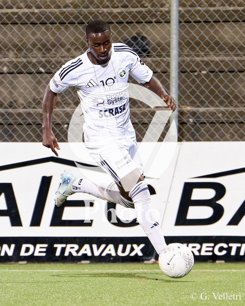 Challenge League - Etoile Carouge FC v FC Vaduz | Marculino Francisco Ninte (30 Etoile Carouge FC) in action during the Challenge League game between Etoile Carouge FC and FC Vaduz at Stade de la Fontenette in Carouge, Switzerland