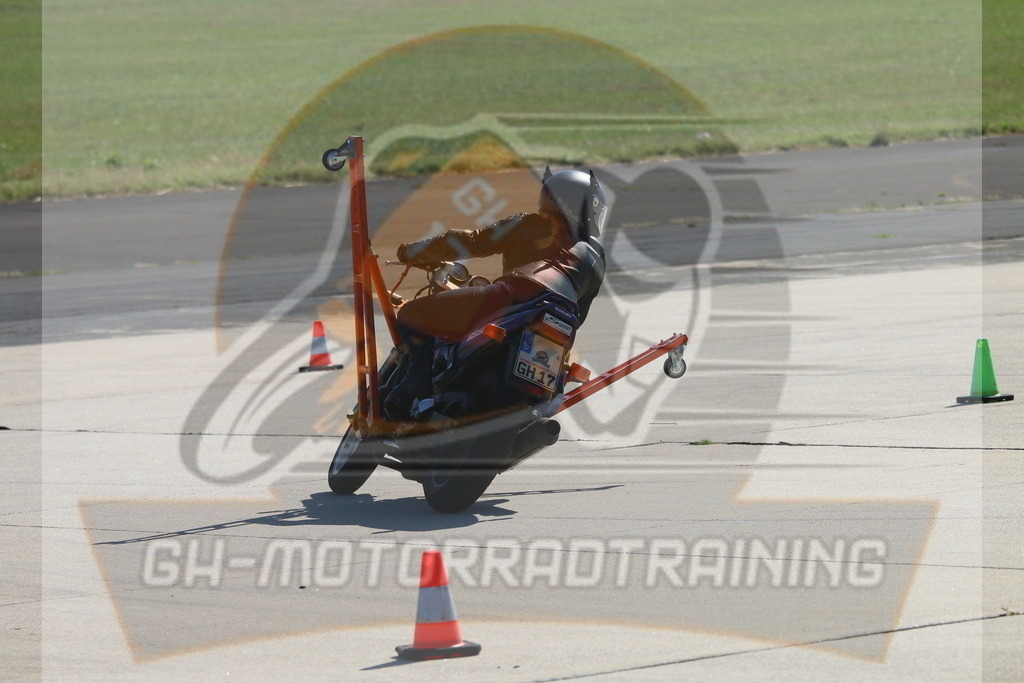 IMG_3733 | gh-motorradtraining-foto.de - Realisiert mit Pictrs.com