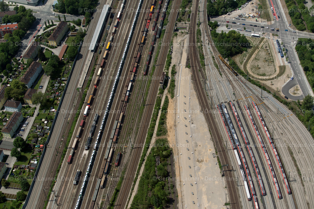 3804188 | Bahnhof am Laim, München
