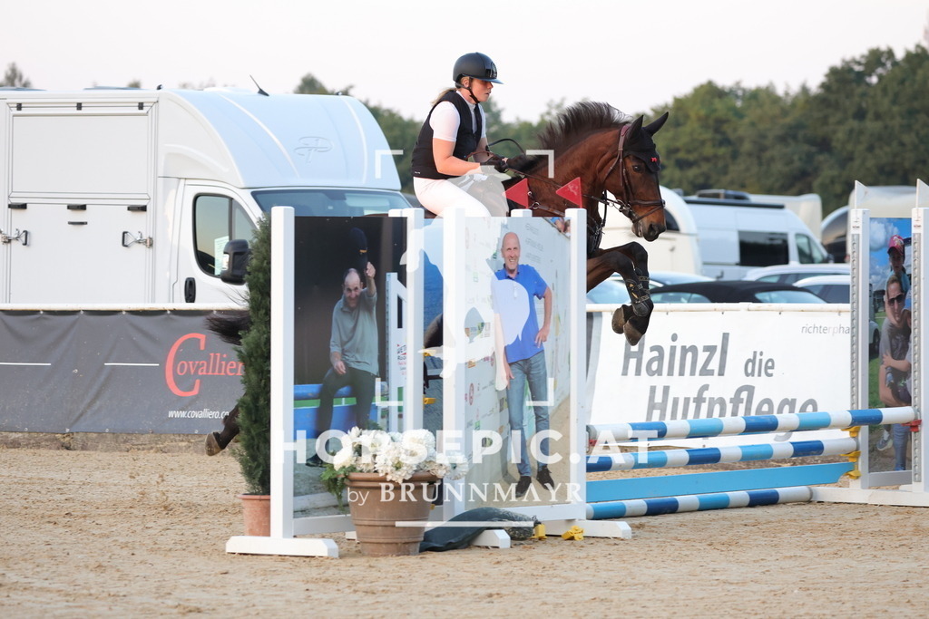 0P6A3116 | Willkommen bei Brunnmayr - Design & Fotografie – Ihrem Spezialisten für Reitturniere und Pferdeveranstaltungen in Oberösterreich, Salzburg und Bayern! Seit über 17 Jahren sind wir leidenschaftlich dabei.