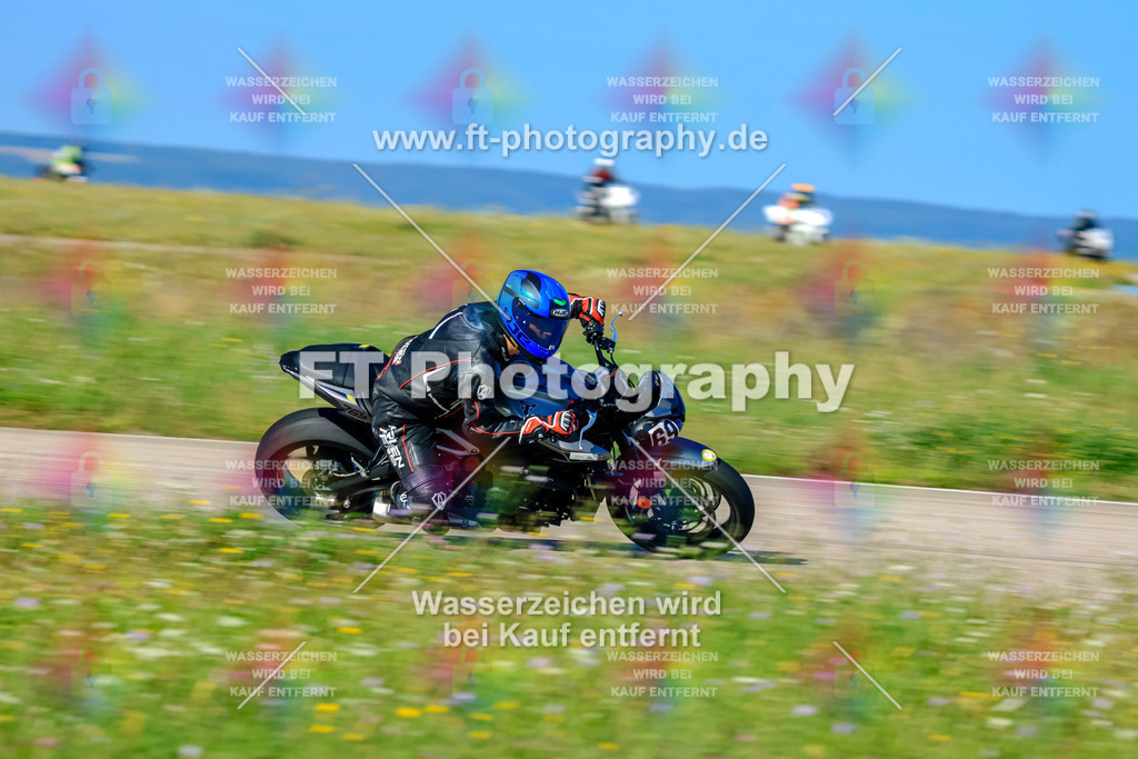 _TOU1975 | Hier findet Ihr Bilder von Touristenfahrten auf der Nürburgring Nordschleife oder von anderen Veranstaltungen die ich besucht habe. Viel Spass beim Durch Schauen 