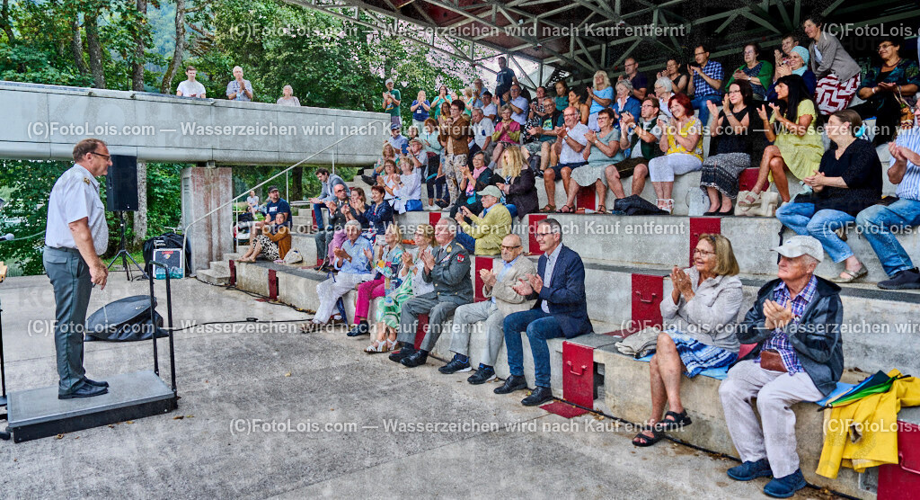 ALP1176_XXXX-Chopin-Festival_Ausklang | (C)FotoLois.com, Alois Spandl. XXXX. Chopin-Festival in der Kartause Gaming, musikalischer AUSKLANG auf der Seebühne Lunz mit dem Blasorchester der Miltärmusik Niederösterreich unter der Leitung von Oberst Adolf Obendrauf, So 18. August 2024.