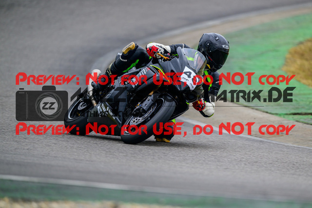 MaZZes_Fotomatrix_20240923_6007705_9512 | GELB