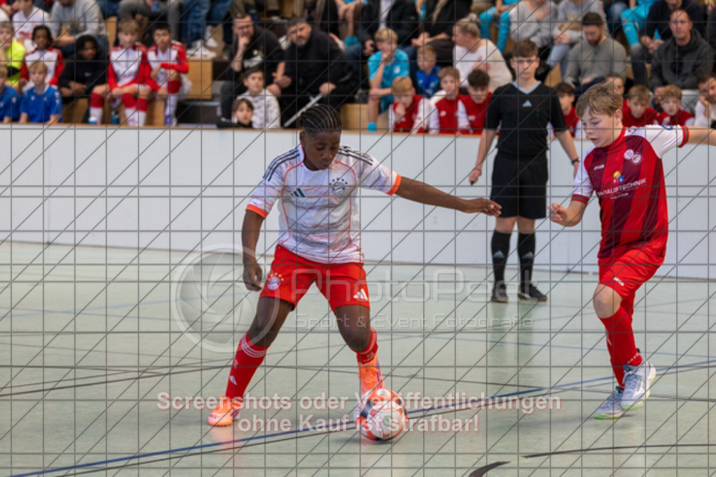 20251213_110352_0395 | FC Bayern München - SGM Do/Rei U13 227. internationaler Prinzing Junior Cup in der Donzdorfer Lautertalhalle - 13.12.2025,Foto: PhotoPeet-Sportfotografie/Peter Harich