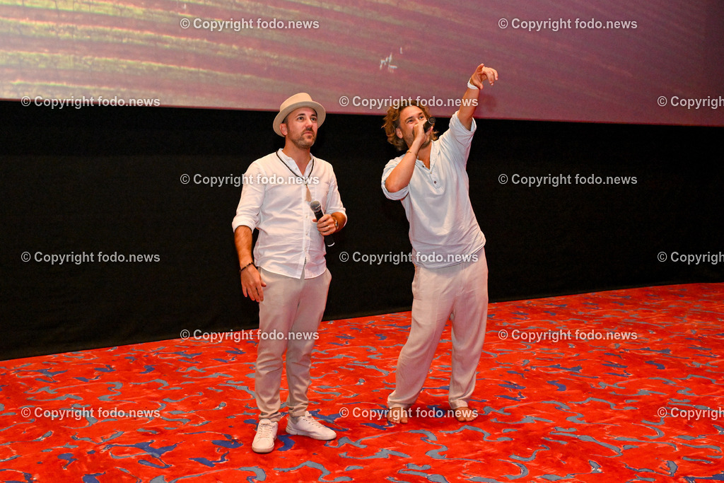 Lassts mas sche griassn_ 2 Tagesbart_ 31.10.2024-148 | bilder, linz, oberösterreich, österreich, europa, photo, foto, tiere, hunde, landwirtschaft, landschaft, politik, wirtschaft, wissenschaft, industrie, verkehr, medizin, society, fodo.news