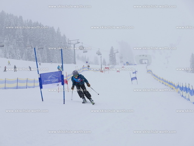 Carlos (2) | Photos von der Skischule Warth - Realisiert mit Pictrs.com