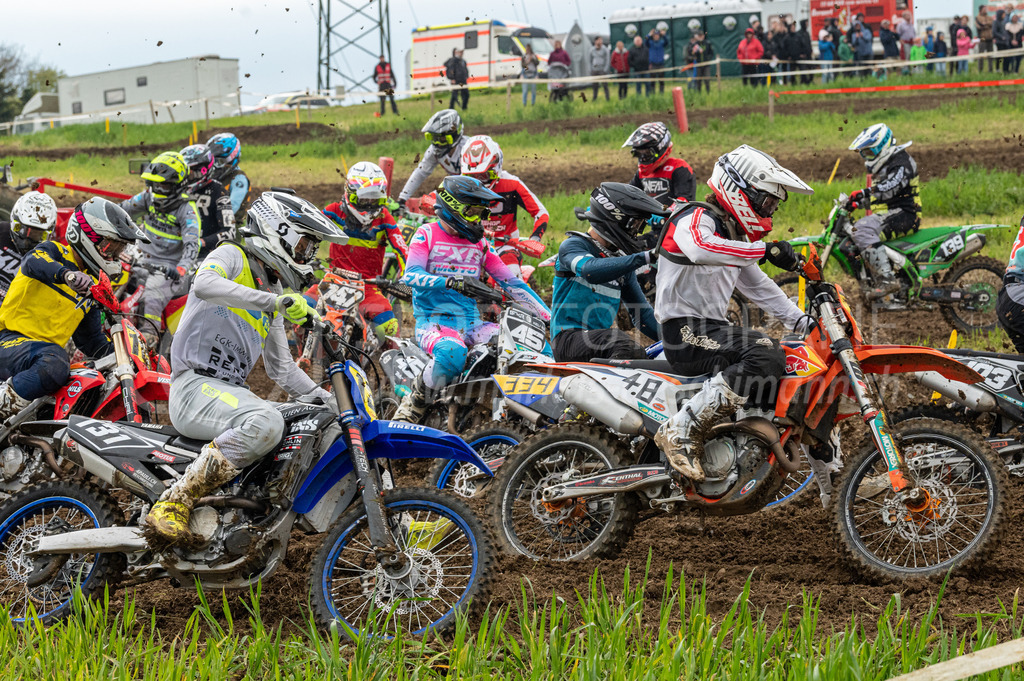 Motocross Schlatt bei Winterthur - 30. April 2022 | Motocross Schlatt bei Winterthur
MC Wila, Schlatt bei Winterthur
Bild: Sportfotografie Markus Aeschimann | www.markus-aeschimann.ch - Realisiert mit Pictrs.com