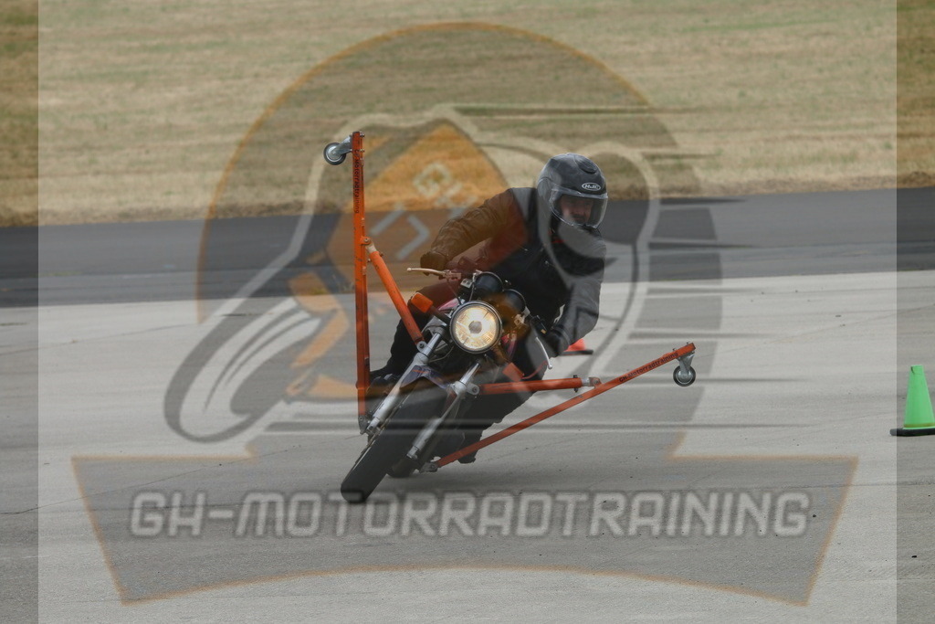 IMG_3240 | gh-motorradtraining-foto.de - Realisiert mit Pictrs.com