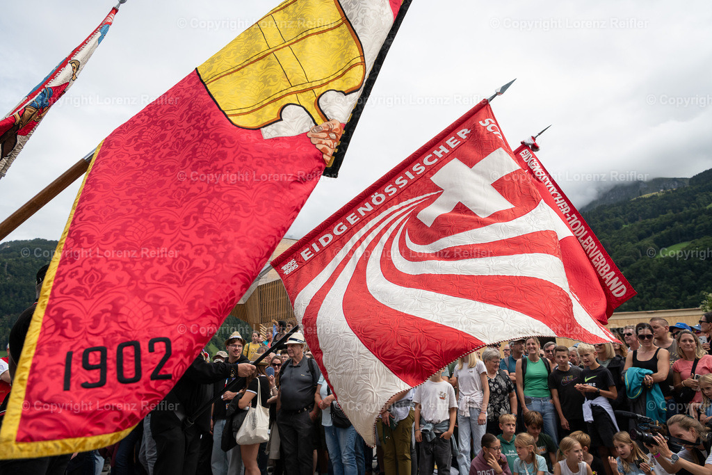 Schwingen -  ESAF Freitag Festumzug 2025 | Mollis, 29.8.25, Schwingen - ESAF Freitag Festumzug.