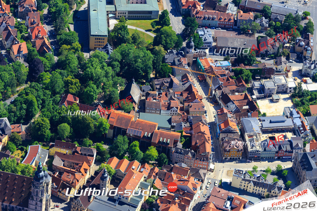 Die Luftaufnahme der Stadt Coburg wurde vom UL-Flugzeug heraus erstellt ( keine Drohne )- hohe Auflösung für beste Qualität