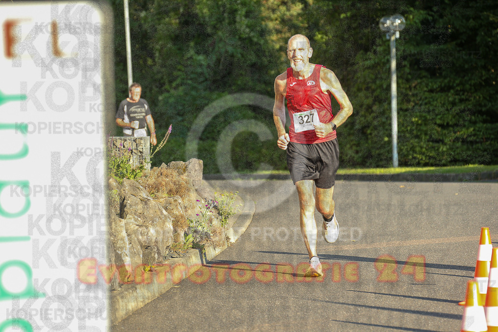 250801_1925_EX1_7915 | Sportfotografie im Rhein-Sieg Kreis, Köln, Bonn, NRW, Rheinland Pfalz, Hessen, etc. Unser Tätigkeitsfeld umfasst den Laufsport vom Volkslauf über den Marathon, Duathlon, Triathon bis zum Ultralauf wie Kölnpfad Ultra oder Schindertrail.