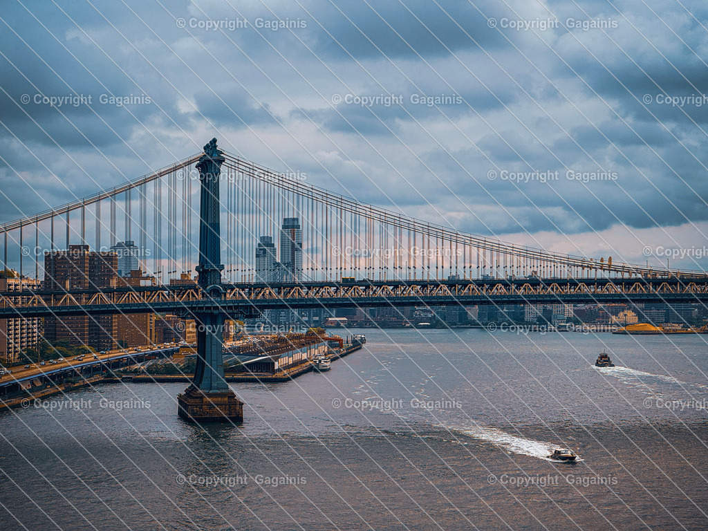 New York | Entdecken Sie originelle Wandkunst auf Leinwand und Acrylglas sowie eine Vielzahl von Fotogeschenken und stockvideos in unserem Online-Shop. Dekorieren Sie Ihr Zuhause mit einzigartigen Kunstwerken und persönlichen Erinnerungen. Perfekt auch als Geschenk.