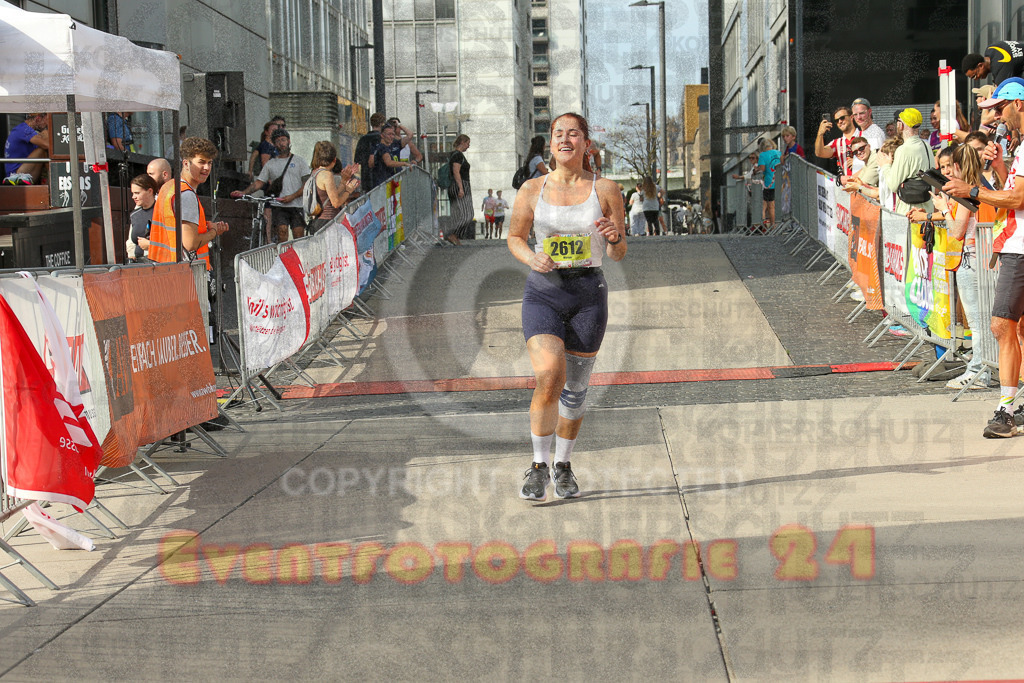 250920_1536_EX1_0167 | Sportfotografie im Rhein-Sieg Kreis, Köln, Bonn, NRW, Rheinland Pfalz, Hessen, etc. Unser Tätigkeitsfeld umfasst den Laufsport vom Volkslauf über den Marathon, Duathlon, Triathon bis zum Ultralauf wie Kölnpfad Ultra oder Schindertrail.