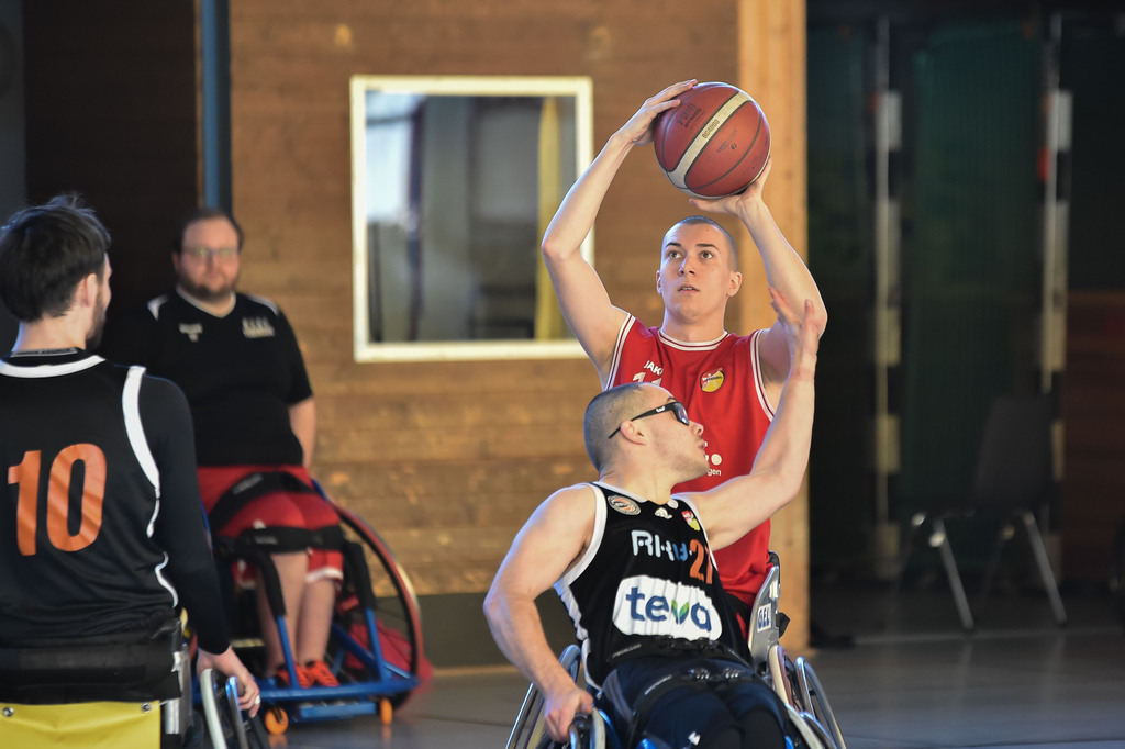 2025-02-01-0064 | Ralph Kunze - Realisiert mit Pictrs.com