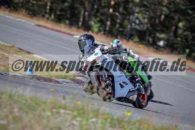 pubi4579 | Professionelle Fotos von Sportveranstaltungen, aber auch Hochzeiten und anderen Events. - Realisiert mit Pictrs.com