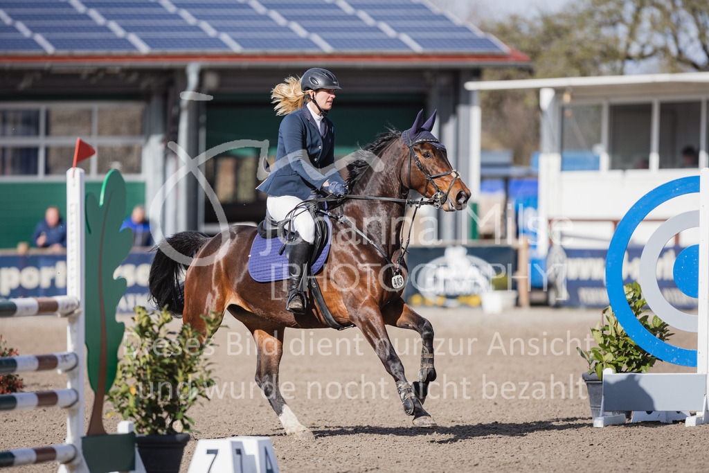 230411_Mühlen_04SprPf-L-431 | Deine schönsten Turniermomente als professionelle Fotos! Entdecke hochwertige Pferdesport-Fotografie im Online-Shop. Jetzt Fotos finden & bestellen!