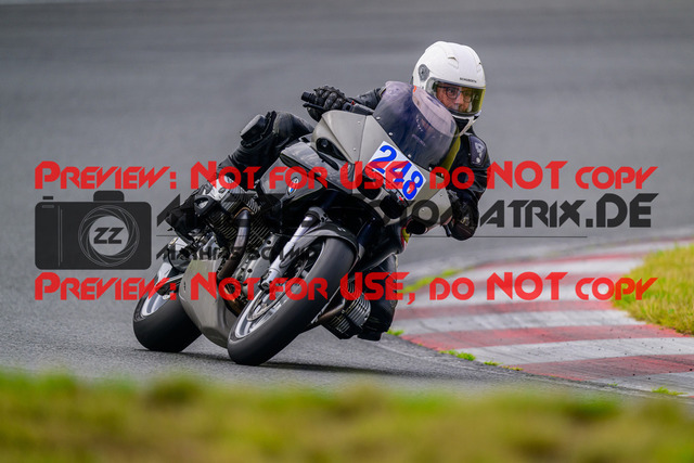 MaZZes_FotoMatrix_240724_6007705_3992 | BLAU