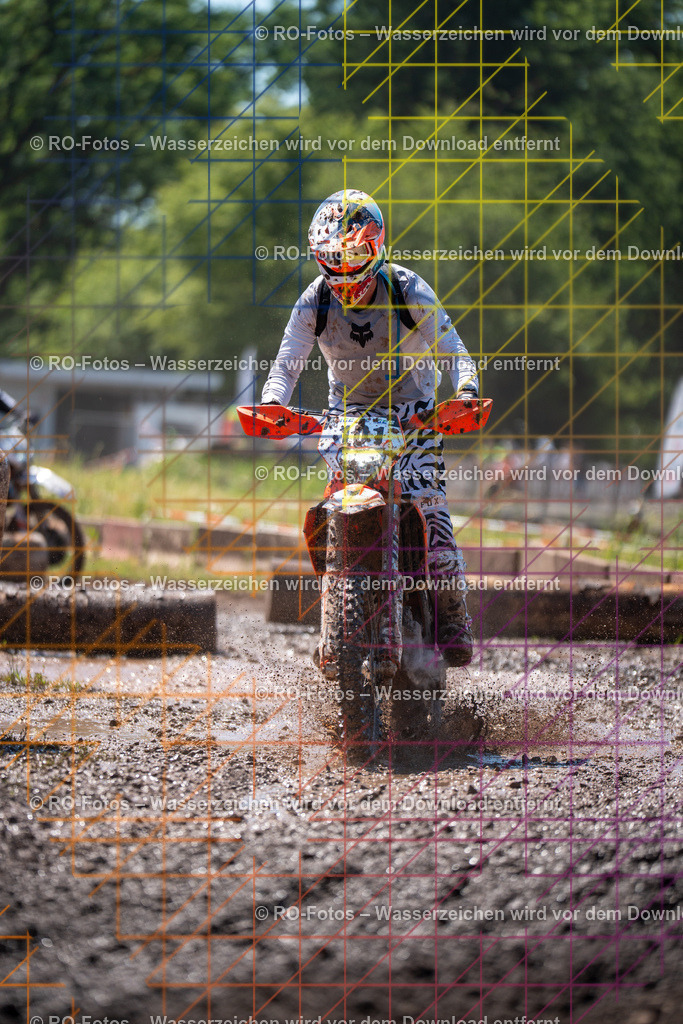 1 Lauf Schlüchtern IGE 2026-502 | Sportfotografie von RO-Fotos: Motorsport, Motocross, Enduro, Laufveranstaltungen und Triathlon. Professionelle Fotos von Sportlern und Events. - Realisiert mit Pictrs.com