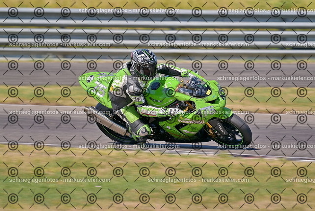 26bt05-0260 | markuskiefer.com - Realisiert mit Pictrs.com