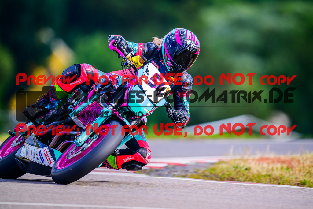 MaZZes_FotoMatrix_240914_6007705_2-51 | TWINCUP