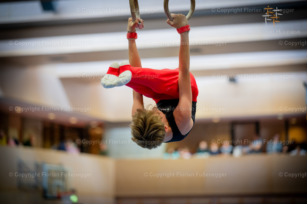 Promo-07 | "Fussifoto.com – Ihr Ansprechpartner für hochwertige Fotografie! Entdecken Sie kreative Bilder und professionelle Dienstleistungen. Kontaktieren Sie uns für Ihre Projekte!"